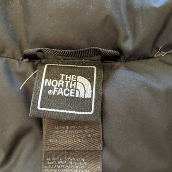 The North Face women's black 550 down filled vest - Picture 4 of 13